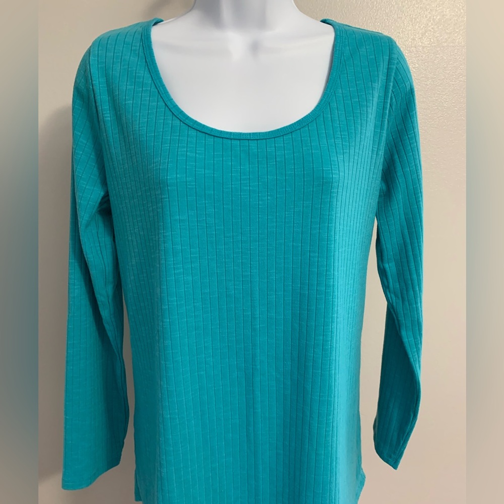 LuLa Roe Ribbed Top - Picture 1 of 16